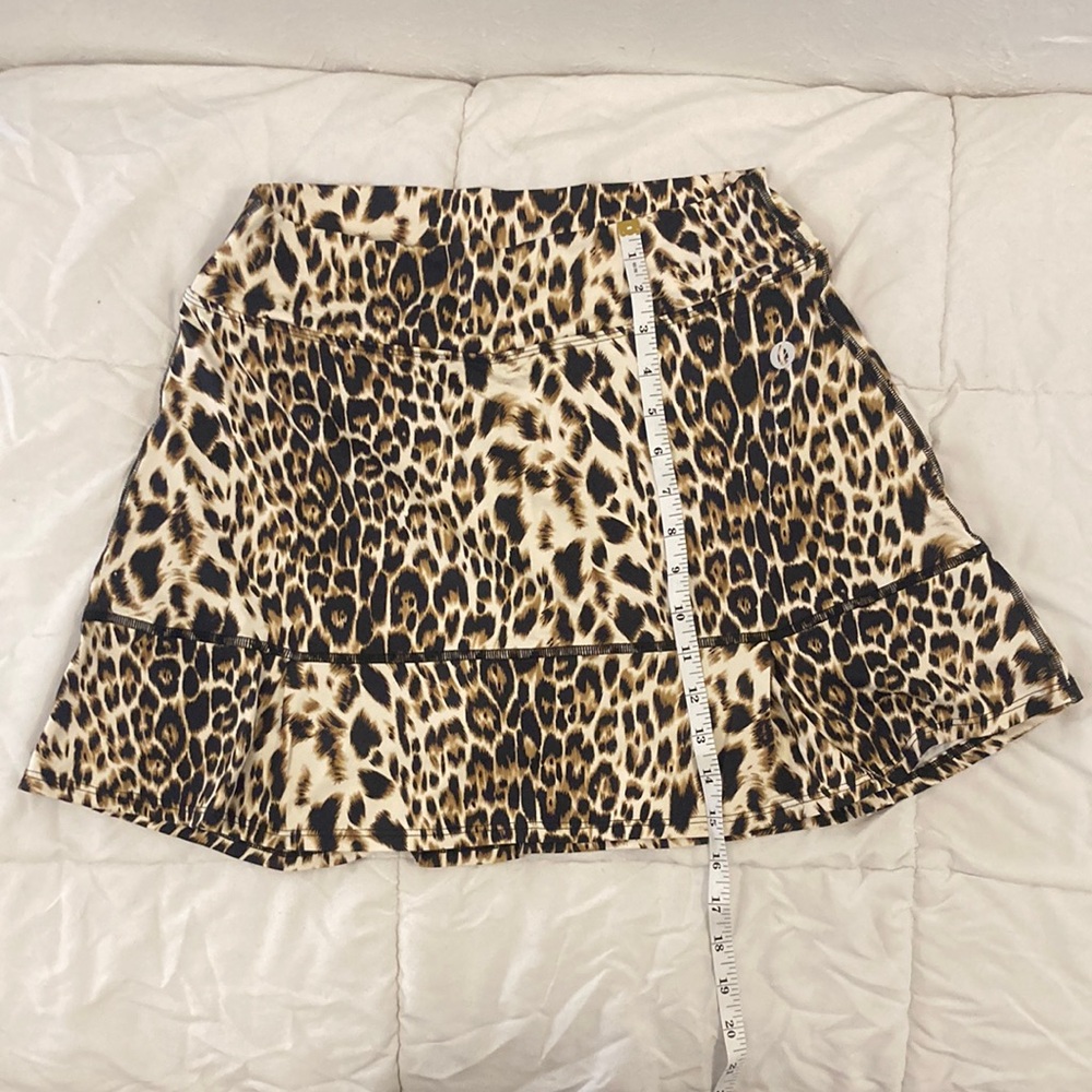 EUC cheetah print Dona Jo Jojo skort, size 2 (8-10 women’s)